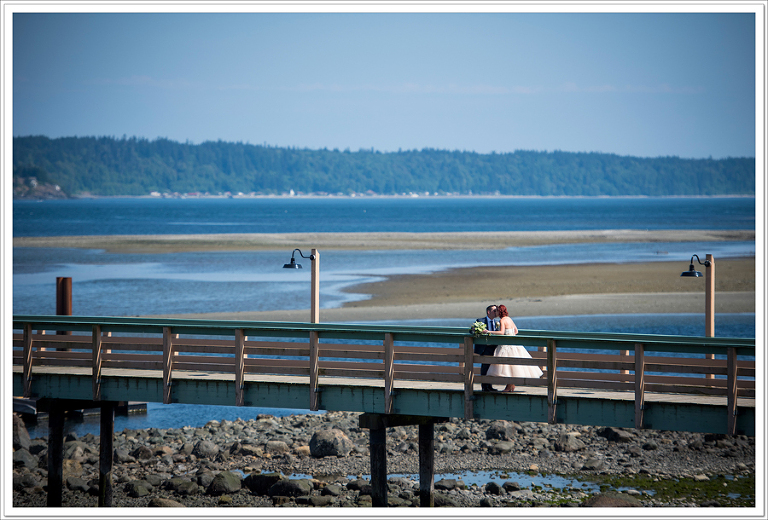 Painters Lodge wedding couple