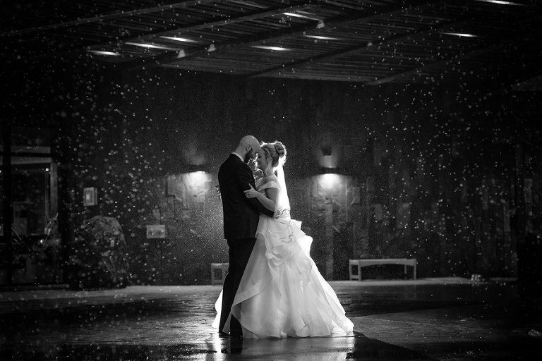Romantic rain wedding bride groom photo