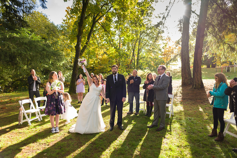 Bowen Park wedding photo