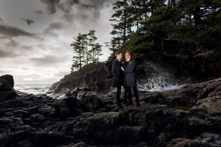 Gay wedding Tofino Long Beach Lodge 4
