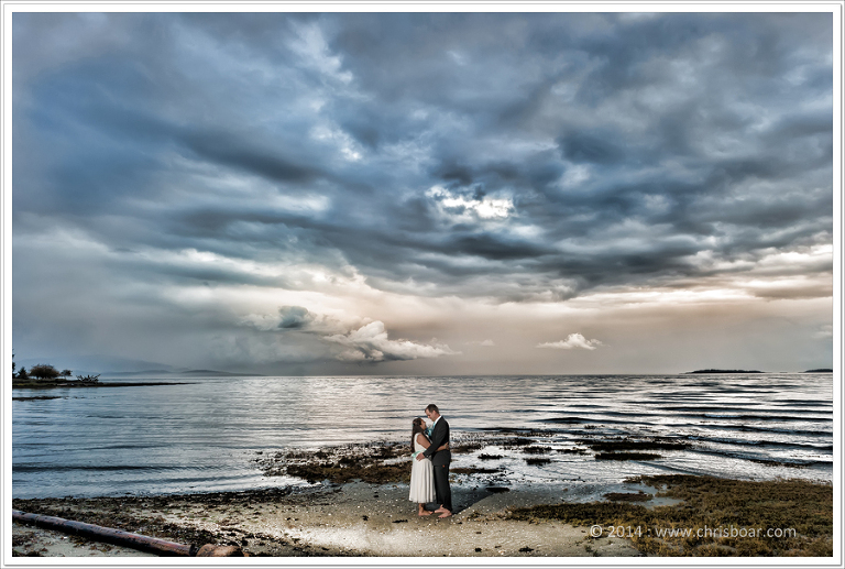bride-groom-rathtrevor-beach