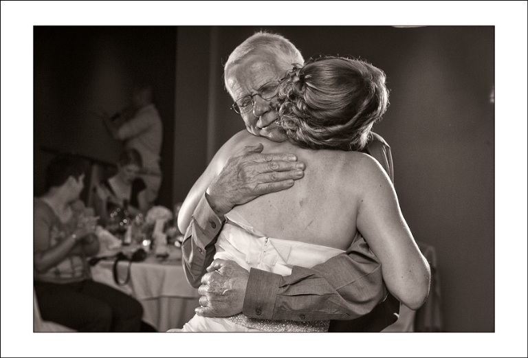 Ucluelet Black Rock resort wedding photo L&G 2