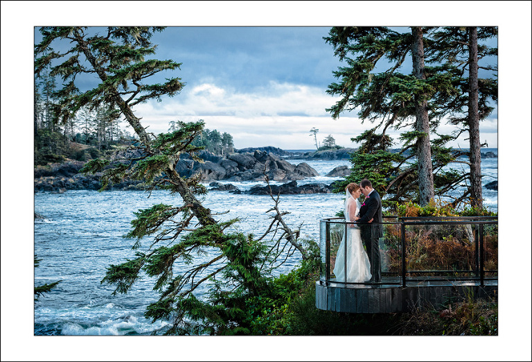 Ucluelet Black Rock wedding photo J&R 4