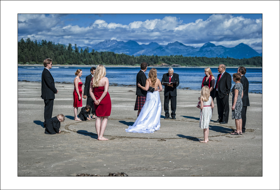 088_K&D_230812 Schooner Cove Tofino wedding photo
