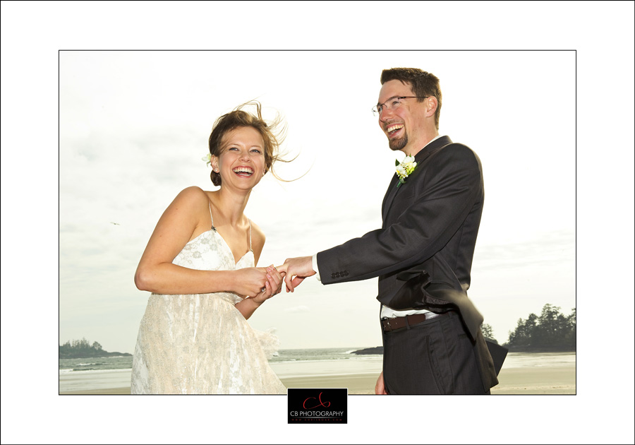 002_T&D Tofino Chesterman beach wedding photo td5