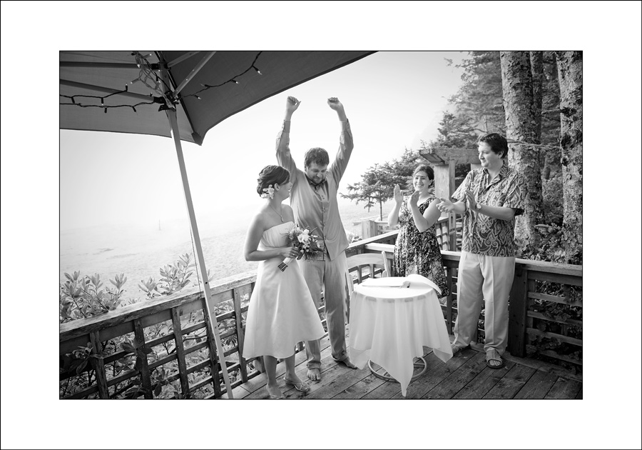 097__M&D_060910 Tofino wedding photo