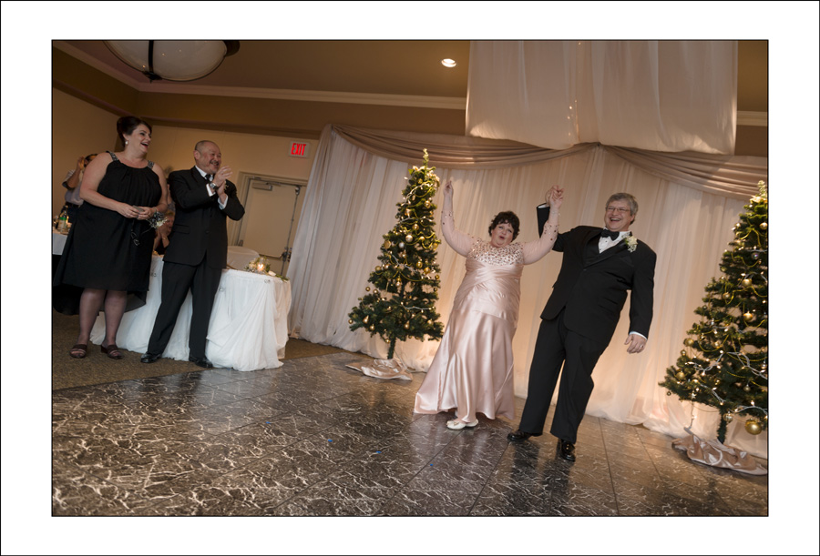 _3S18198 Port Alberni wedding L&B 1