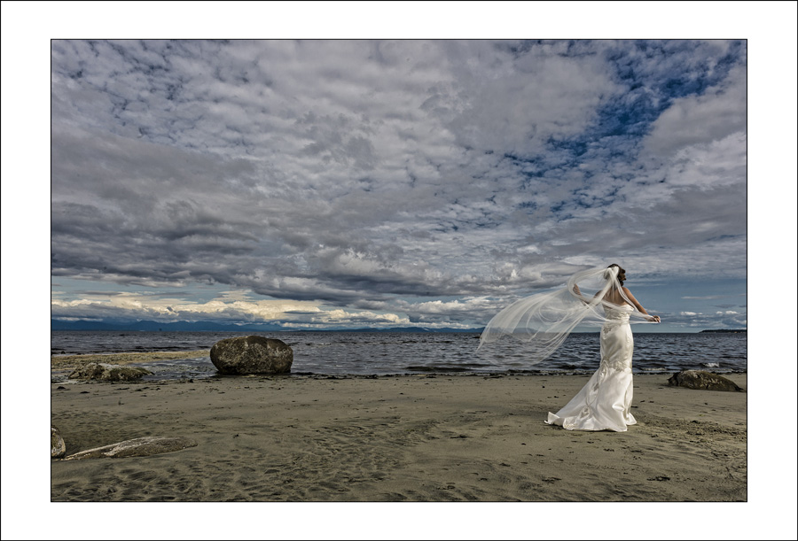 Seal Bay Comox wedding photo Suzanne & Tom 1