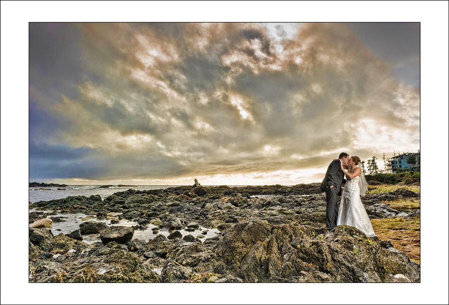 _D3A8239 Ucluelet Black Rock wedding photo J&R 1